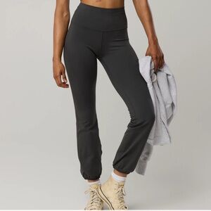 2 Aerie The Hugger Cinch Pants